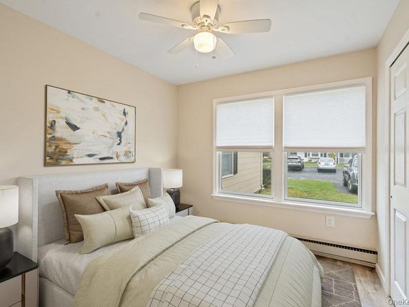 53 Freedom Lane, Coram NY 11727
