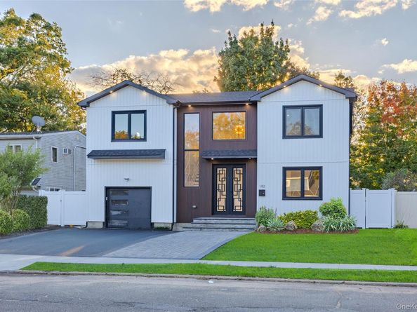 182 Friends Lane, Westbury NY 11590
