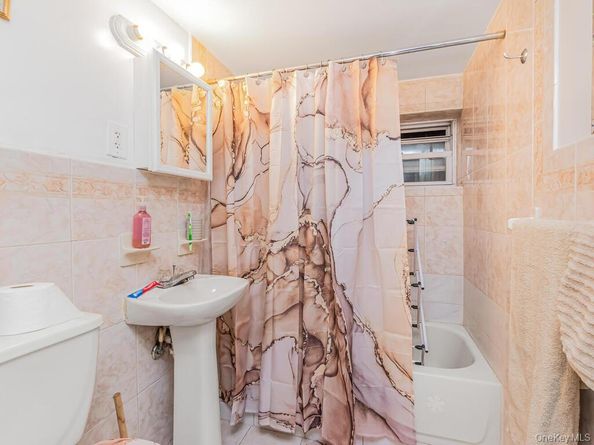 1260 Adee Avenue, Bronx NY 10469