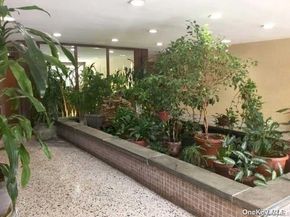 100 Brooklyn Avenue 3S, Freeport NY 11520