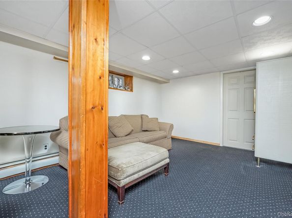 6422 72nd Street, Middle Village NY 11379