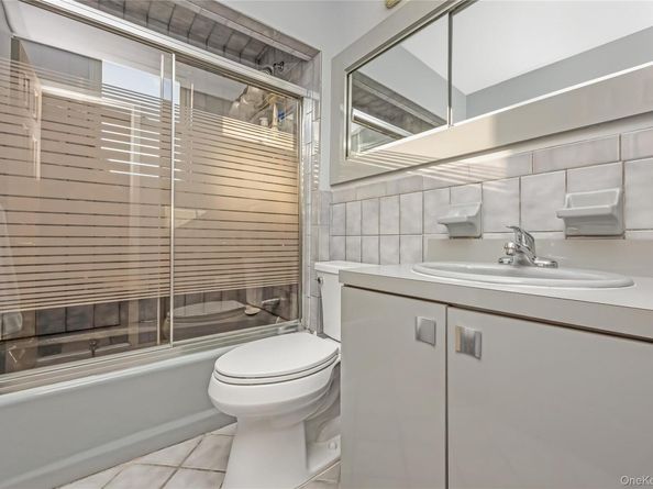 6422 72nd Street, Middle Village NY 11379