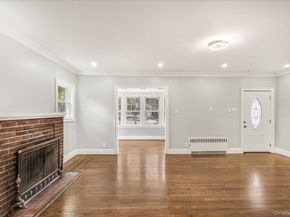 327 N Forest Avenue, Rockville Centre NY 11570