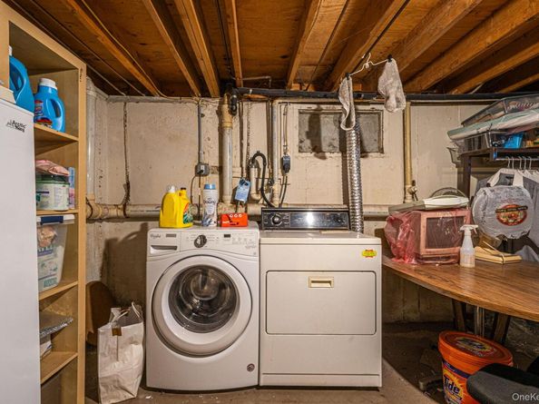 2595 Castle Court, North Bellmore NY 11710