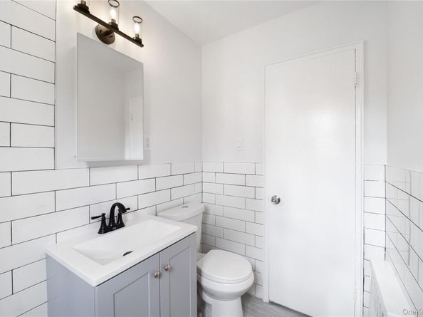 221-26 Manor Road 116, Queens Village NY 11427