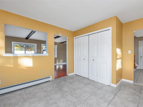 209 Cirrus Road, Holbrook NY 11741
