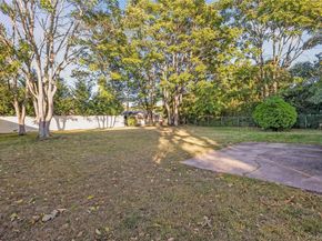 209 Cirrus Road, Holbrook NY 11741
