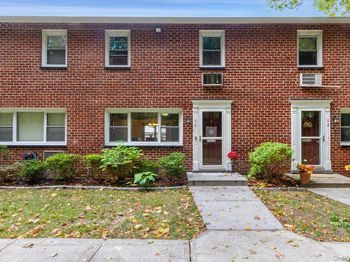 84 Charter Circle