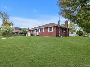 459 Albany Avenue, Lindenhurst NY 11757