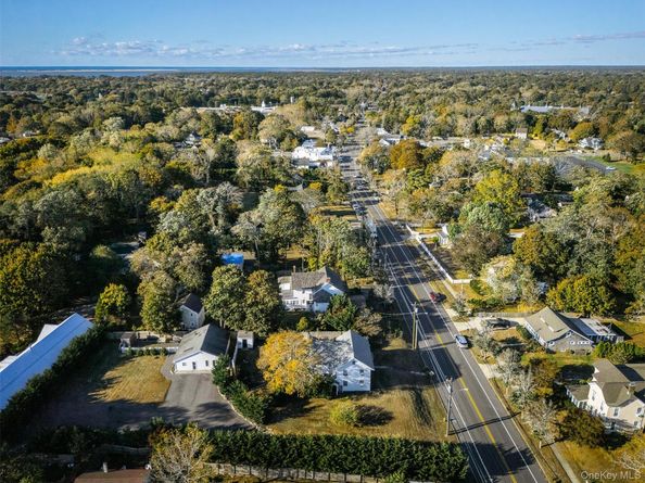 428 Montauk Highway, East Moriches NY 11940