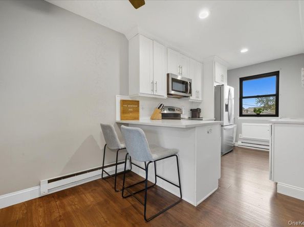 693 Wantagh Avenue, Wantagh NY 11793