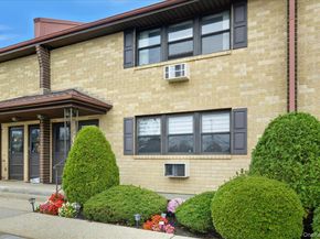 693 Wantagh Avenue, Wantagh NY 11793