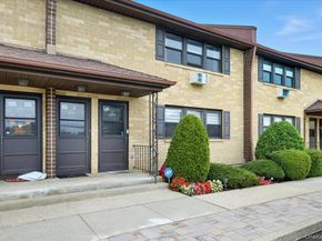 693 Wantagh Avenue, Wantagh NY 11793