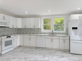 86 Wilson Avenue, Medford NY 11763