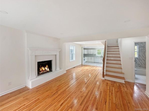 86 Wilson Avenue, Medford NY 11763