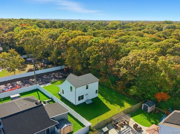 1 Washington Avenue, Centereach NY 11720