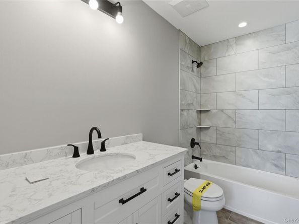 1 Washington Avenue, Centereach NY 11720