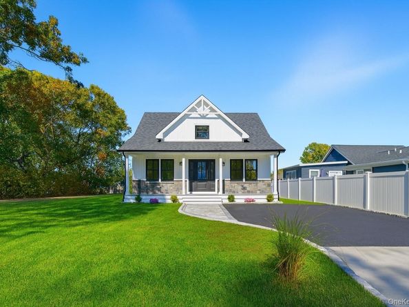 1 Washington Avenue, Centereach NY 11720