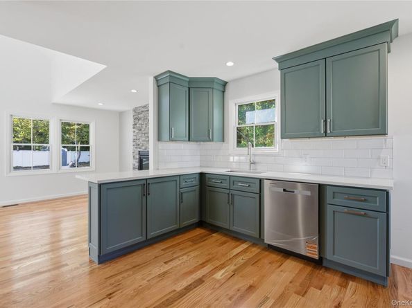 1 Washington Avenue, Centereach NY 11720