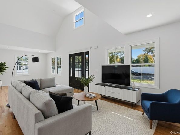 1 Washington Avenue, Centereach NY 11720