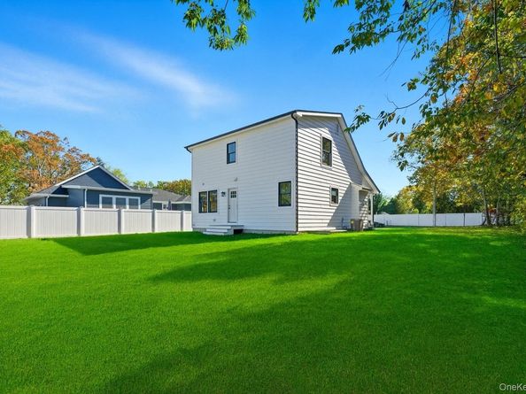 1 Washington Avenue, Centereach NY 11720