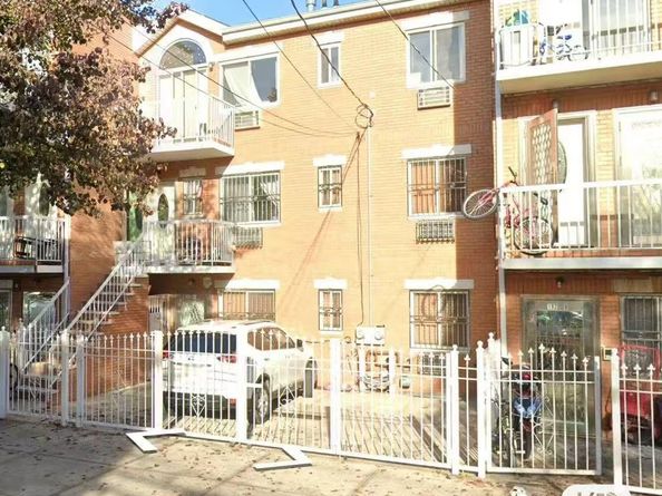 10205 46th ave, Corona NY 11368