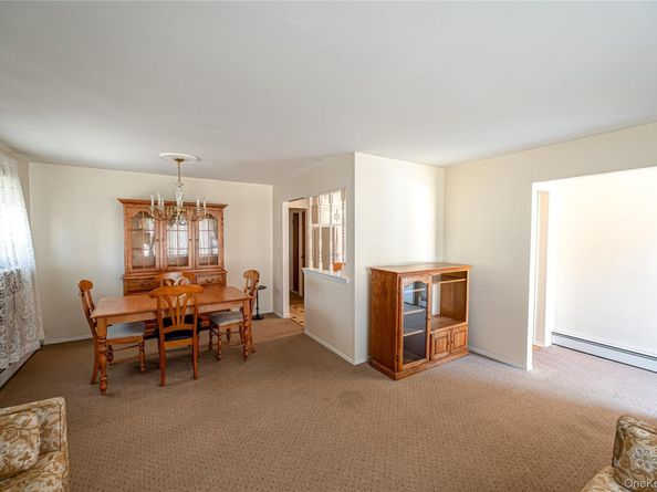 2672 Martin Avenue, Bellmore NY 11710