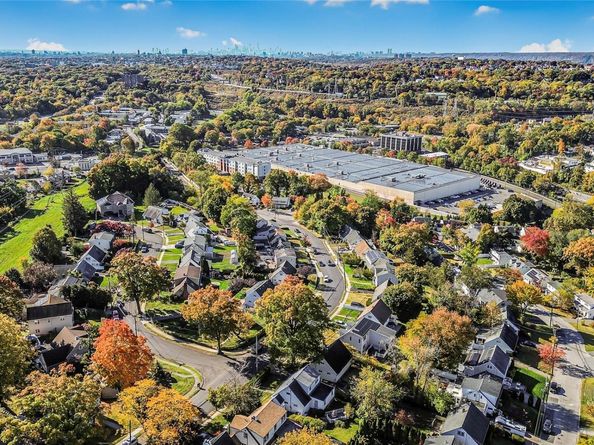 117 Mountaindale Road, Yonkers NY 10710