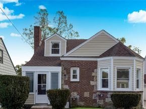 138 Windsor Parkway, Hempstead NY 11550