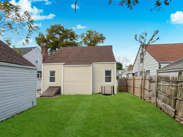 138 Windsor Parkway, Hempstead NY 11550