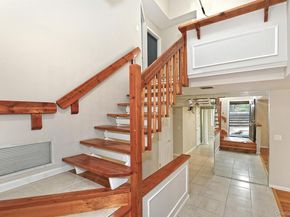 5 Melia Way, Huntington Station NY 11746