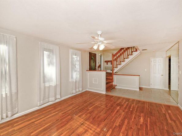 5 Melia Way, Huntington Station NY 11746