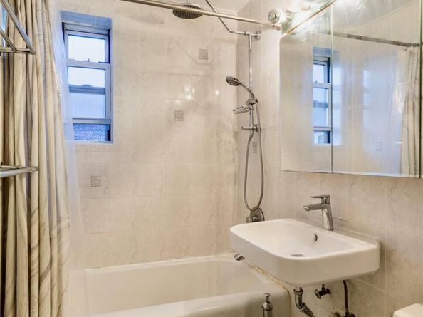72-61 113th Street 6C, Forest Hills NY 11375