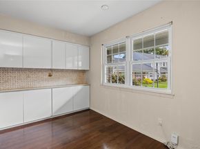 78 Hayloft Court, Huntington Station NY 11746