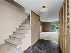78 Hayloft Court, Huntington Station NY 11746