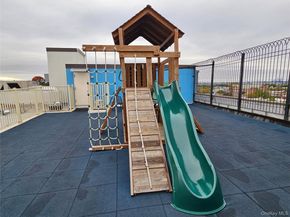 76-18 69th Place 3K, Glendale NY 11385