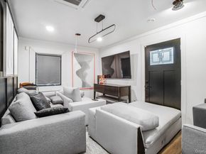 32 Rustic Gate Lane, Dix Hills NY 11746