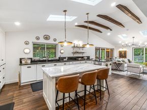 32 Rustic Gate Lane, Dix Hills NY 11746