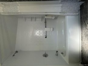 4 Wyandanch Trail, Ridge NY 11961