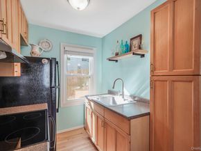 4 Wyandanch Trail, Ridge NY 11961