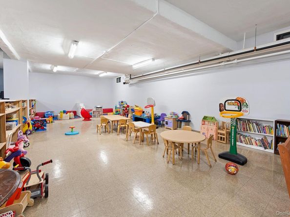 3875 Waldo Avenue 5M, Bronx NY 10463