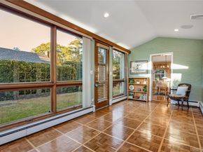 15 Combes Avenue, Rockville Centre NY 11570