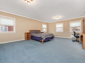 15 Combes Avenue, Rockville Centre NY 11570