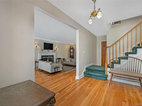 15 Combes Avenue, Rockville Centre NY 11570
