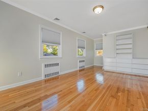 15 Combes Avenue, Rockville Centre NY 11570