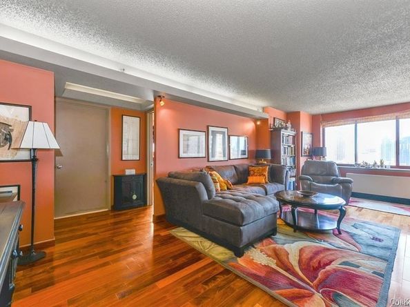 4-74 48th Avenue 17J, Long Island City NY 11109