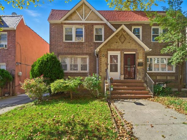 8840 207th Street, Queens Village NY 11427