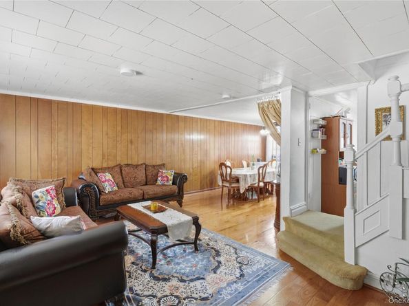 8840 207th Street, Queens Village NY 11427