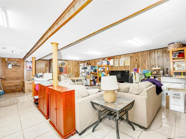 6532 170th Street, Fresh Meadows NY 11365