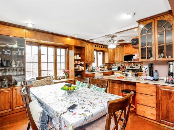 6532 170th Street, Fresh Meadows NY 11365